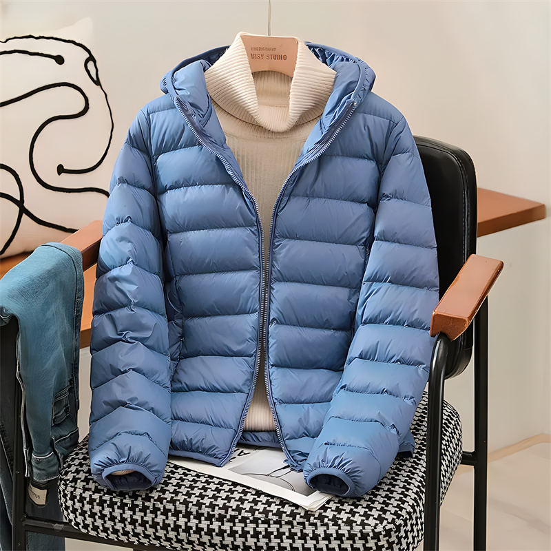 Down Jacket Packable - Женская приталенная куртка-пуховик с капюшоном в