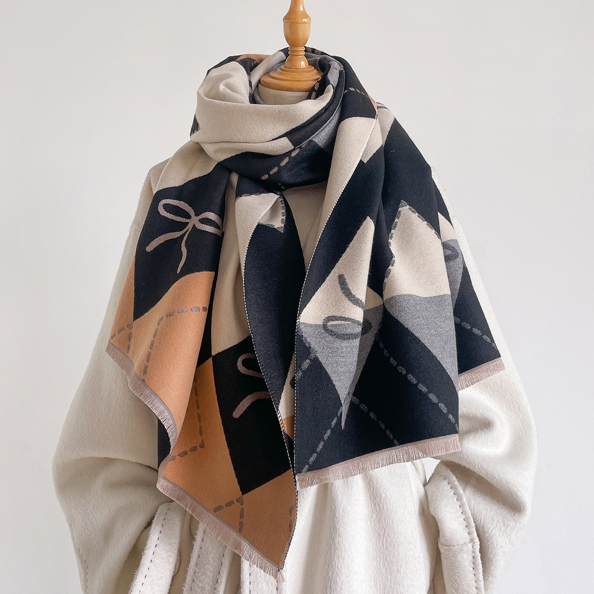 Женский шарф из искусственного – обзор и цена Cashmere Pashmina Wrap